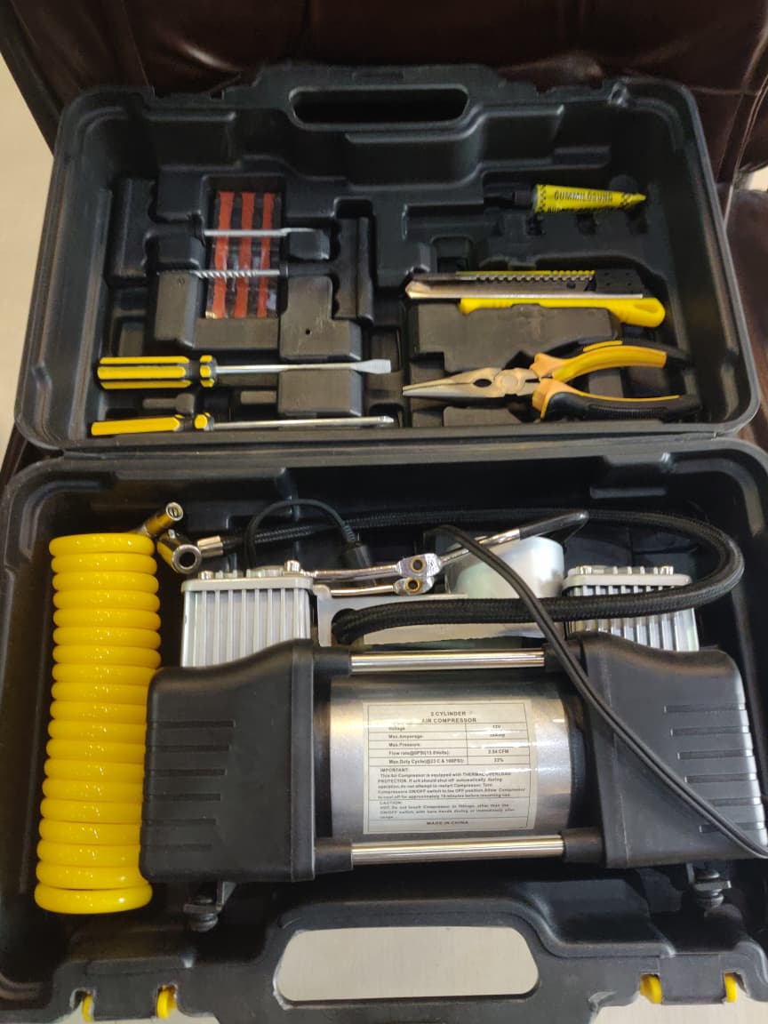 Air Compressor Double Cylinder Metal Housing Large Size Premium Quality Plastic Box Pack With Tool Kit Fy-2215 (China)