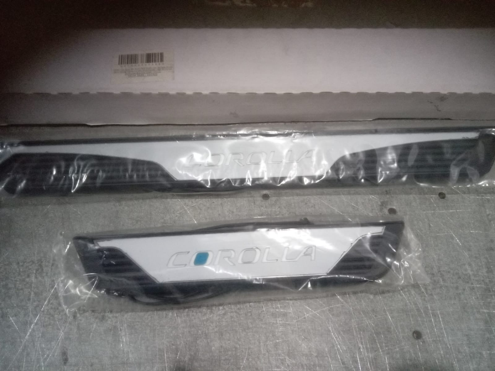 Car Door Sill Scuff Plate Protectors Ss Type W/Led Oem Fitting Toyota Corolla 2018 Corolla Logo White Led 04 Pcs/Set Black/Ss Colour (China)