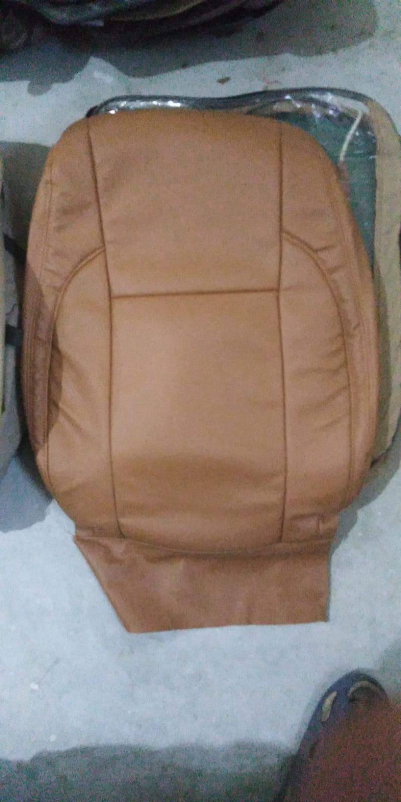 Auto Leather Type Seat Cover M/C Oem Design Custom Fitting Toyota Corolla 2018 Cayane Brown 12 Pcs / Set