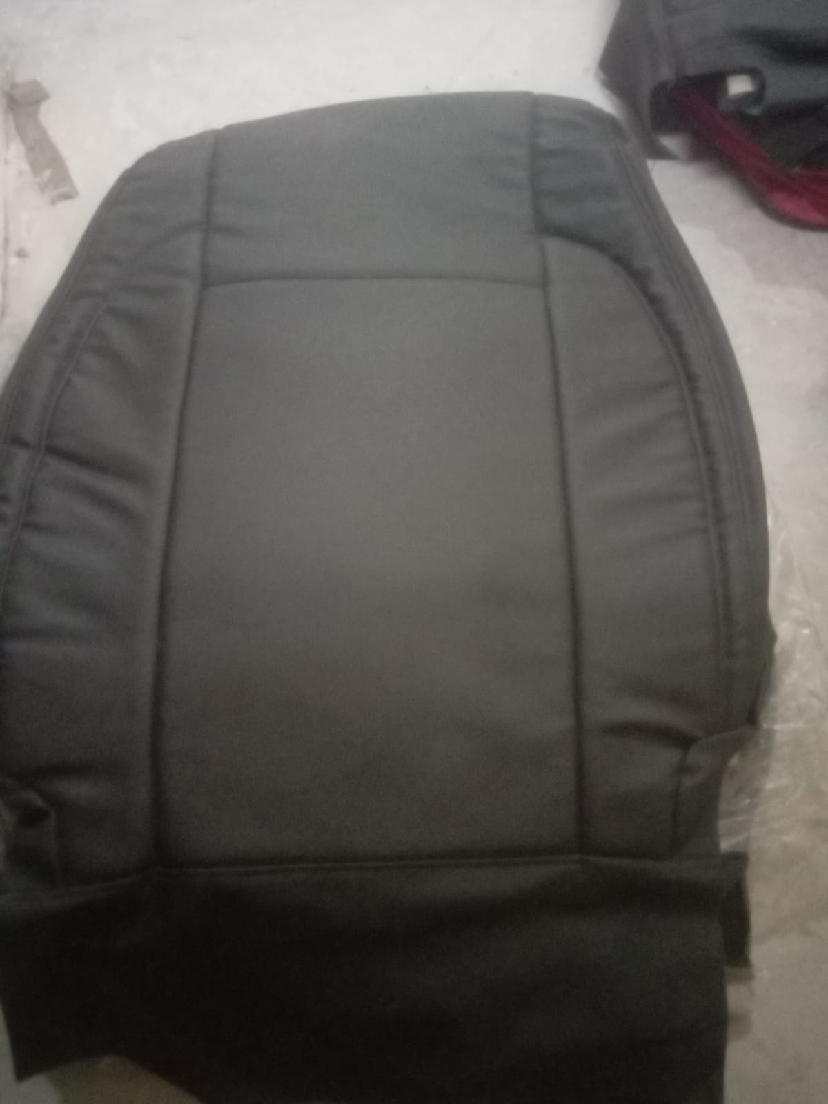 Auto Leather Type Seat Cover M/D Oem Design Custom Fitting Toyota Corolla 2018 Black Colour 12 Pcs / Set