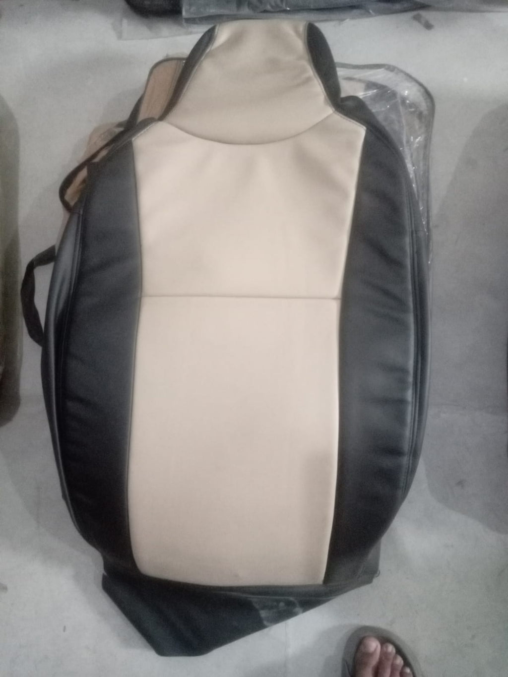 Auto Leather Type Seat Cover M/C Oem Design Custom Fitting Suzuki Alto 2020 Black/Beige Colour Black Stitch 06 Pcs/Set