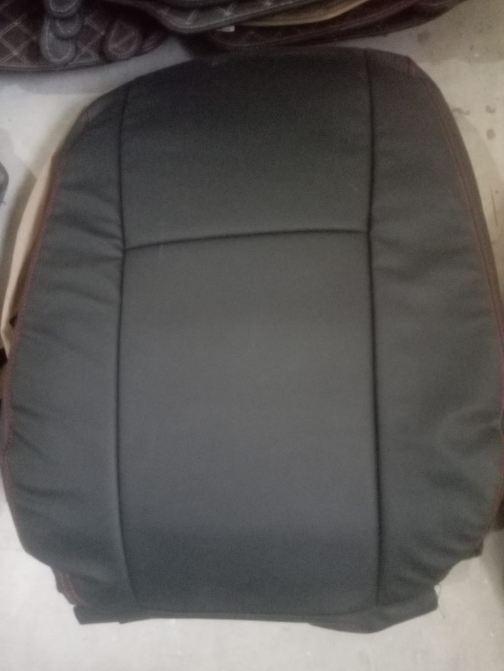 Auto Leather Type Seat Cover M/C Oem Design Custom Fitting Toyota Yaris 2020 Black Colour Red Stitch 11 Pcs/Set