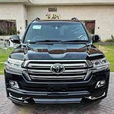 Body Kit 4X4 Only Back Side Toyota Land Cruiser 2016-2021  Middle East Design Plastic Material Without Light  01 Pc/Set Solid Black Colour (China)