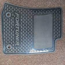 Car Floor Mat Pvc Material Oem Fitting Toyota Fortuner 2018 Smoke Pvc 03 Pcs / Set Poly Bag Pack 4 Pcs (China)