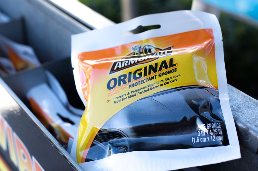 Car Dashboard Polish Sponge / Wipes Armorall Original Protectant Sponge 01 Pc/Pack Sachet Packing (Usa)