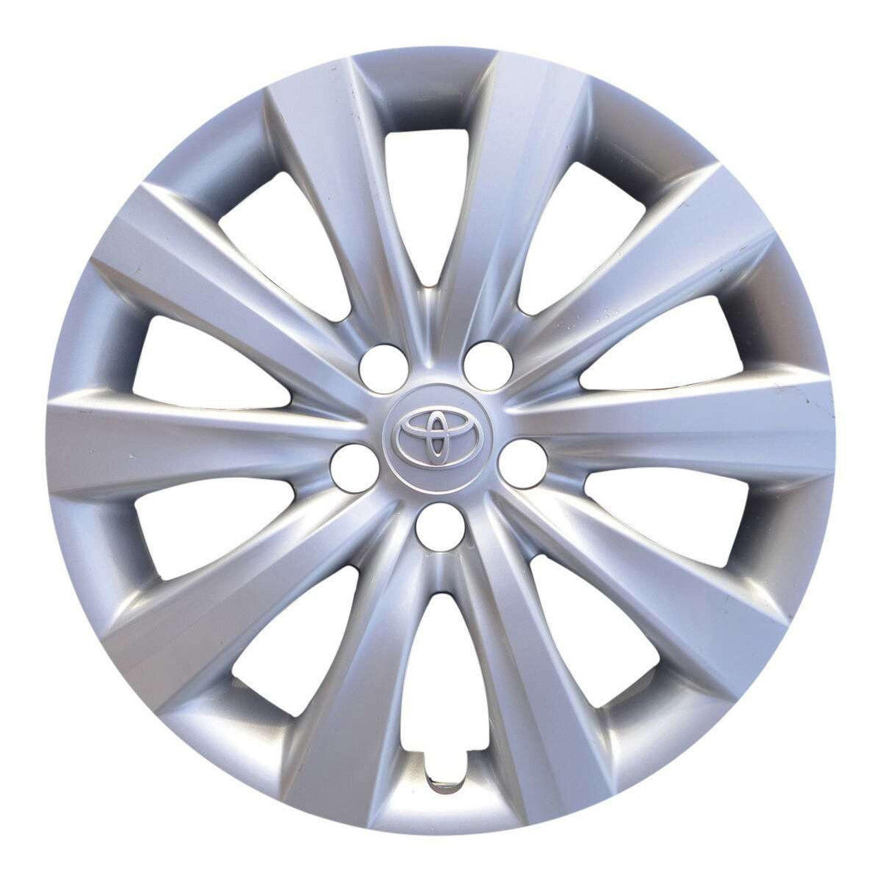 Car Wheel Covers After Market Design 15" Silver Colour Box Pack Bt2015 (Pakistan)