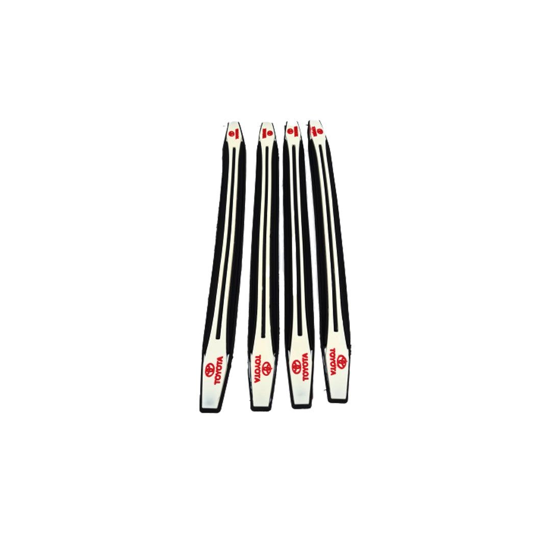 Car Bumper Anti-Scratch Guards Silicone Material Toyota Logo Black/White Colour Universal Fitting 04 Pcs/Set Cly/Che Luyi (China)