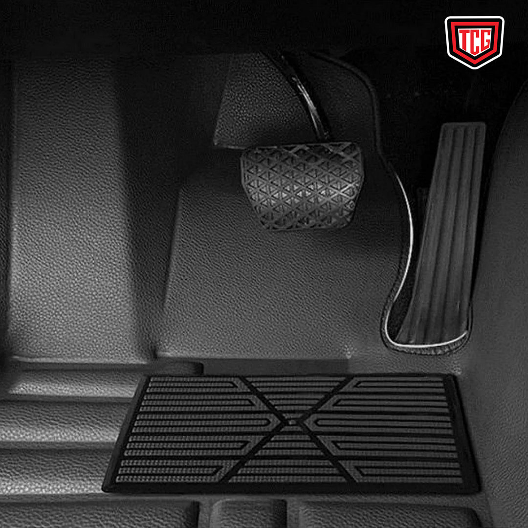 Car Floor Mat 5D Suzuki Cultus 2020 Black Pvc  03 Pcs / Set Standard Quality (China)