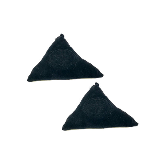 Car Neck Rest Cushions Velvet Material Triangle Shape Toyota Logo 02 Pcs/Set Black Poly Bag Pack  (China)